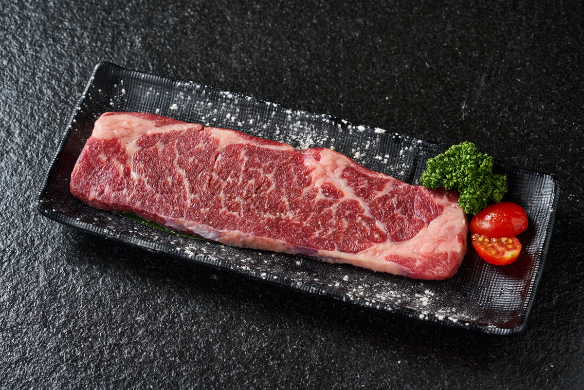 日式燒肉｜餐點介紹｜金炭火燒肉餐廳